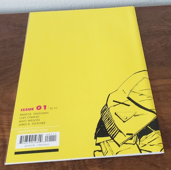 Brian K. Vaughan Paper Girls #1 1st Printing Imagine Comic Book - Picture 3 of 5